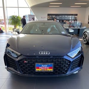 Meet your Posher, Josh